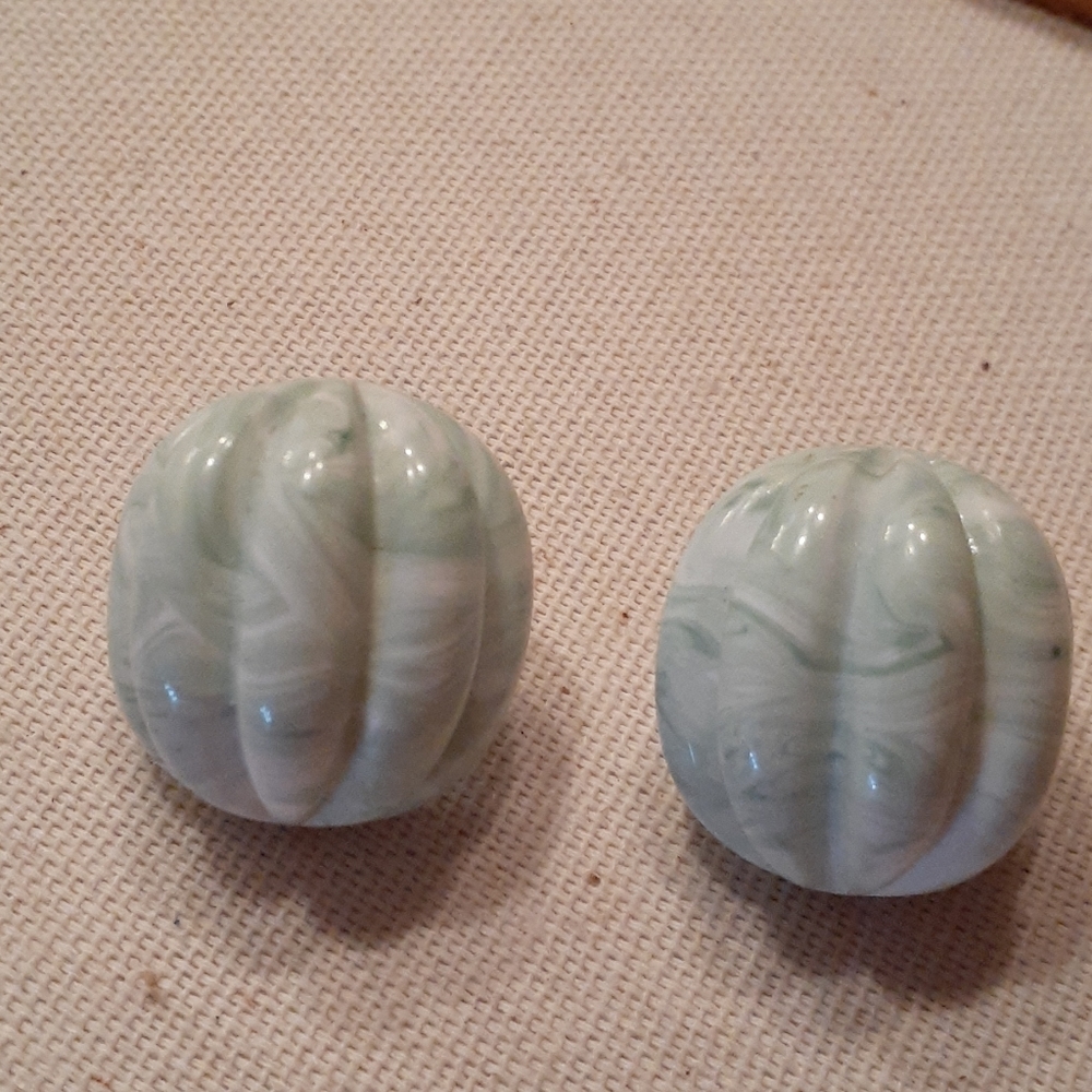 Vintage Avon earrings